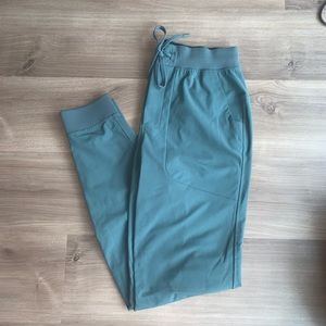 Like New Men’s Small Spruce ABC Joggers 30”